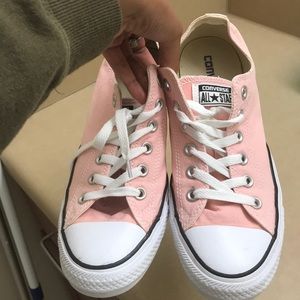 Light pink converse